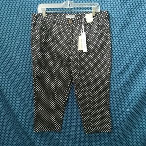 Purple & More - Women's black and white polkadot stretch capris. New. Size -L